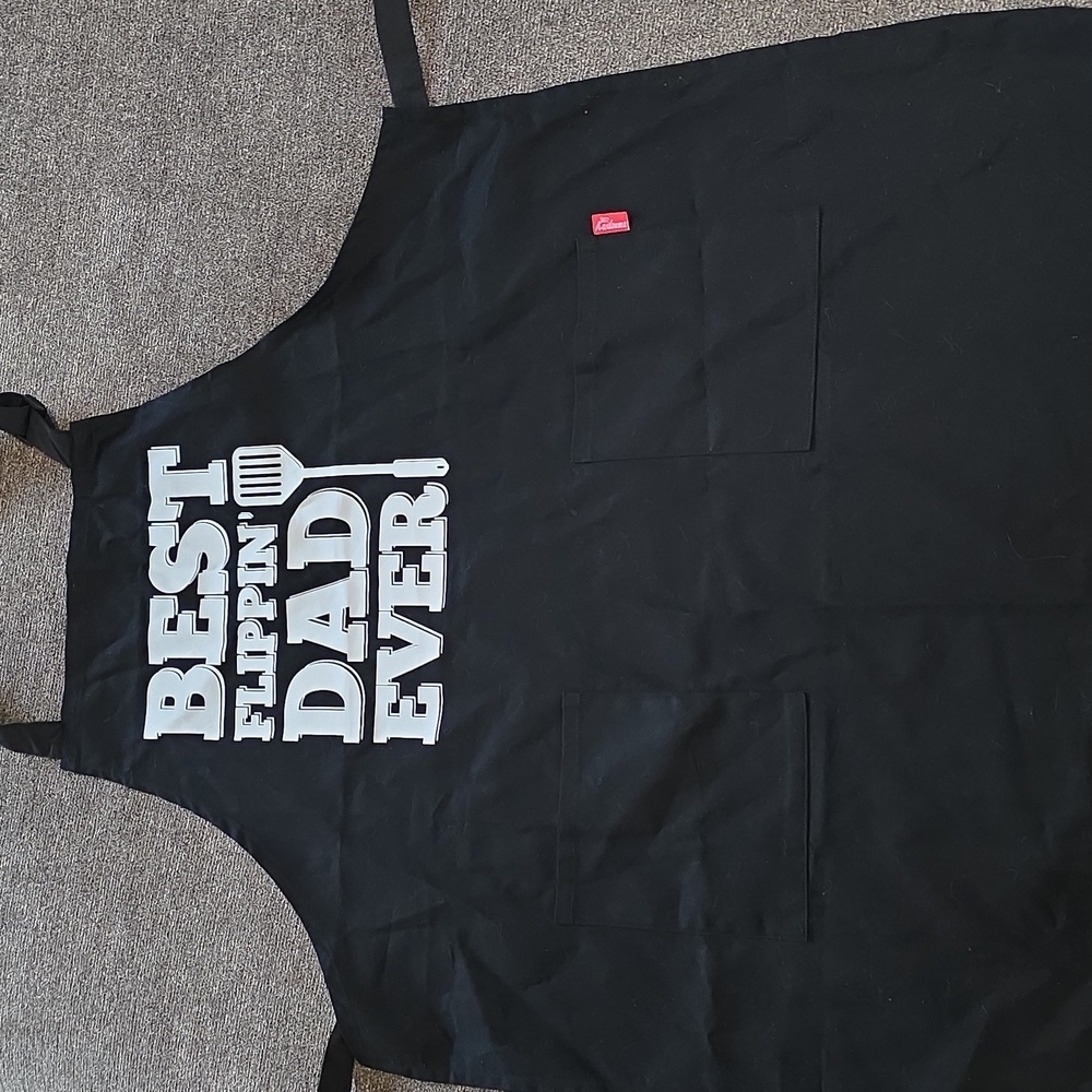 Black Apron with 'Best Flippin Dad Ever' Print Grill